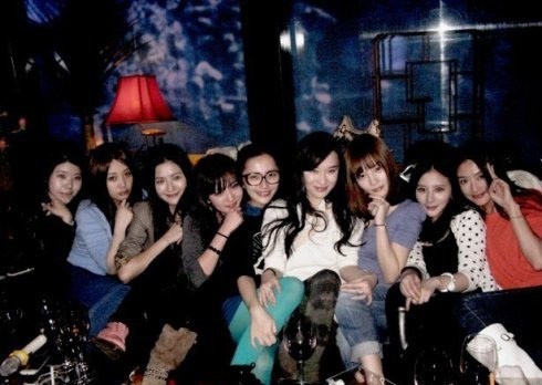“Đào mộ” loạt ảnh lúc “chưa dậy thì”: Phú Sát hoàng hậu - Tần Lam khiến dân tình "ngã ngửa" ảnh 6