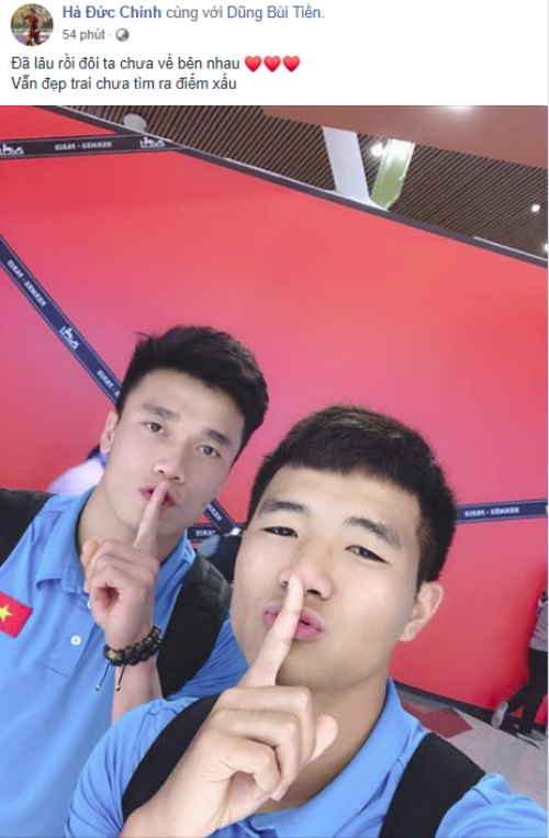 Tuyển thủ Việt đua nhau pose hình "suỵt", fan nghi bắt nguồn từ Mạnh "Gắt" ảnh 3