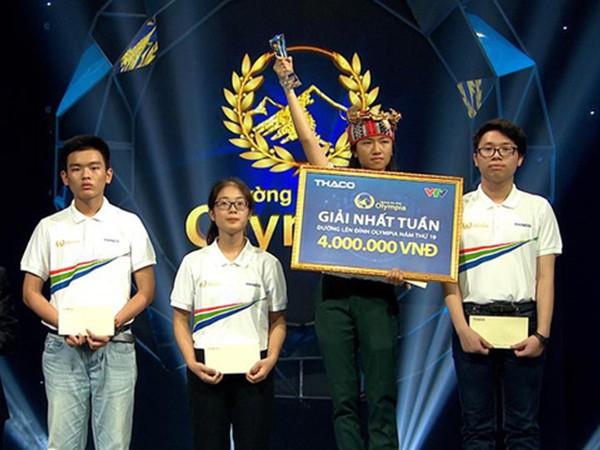 Nam sinh khoe tài bẻ khớp rất dẻo và tự nhận “hoang tưởng” thi Olympia ảnh 2