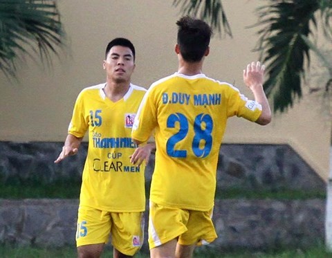 Đức Huy - Duy Mạnh: Tình bạn 10 năm của 2 cậu bé nhặt bóng tới 2 nhà vô địch ảnh 1