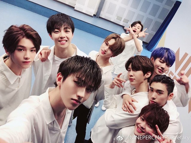Cạnh tranh với Chu Nhất Long, TFBOYS có thể trở thành “Ông hoàng Weibo” một lần nữa? ảnh 2