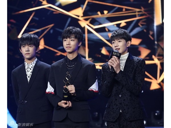 Cạnh tranh với Chu Nhất Long, TFBOYS có thể trở thành “Ông hoàng Weibo” một lần nữa? ảnh 3