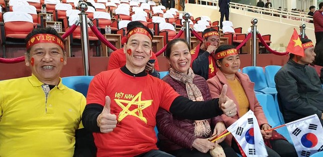 Mẹ Văn Lâm bật khóc, bác ruột viết tâm thư tiết lộ chuyện chưa kể về người cháu tài hoa ảnh 8