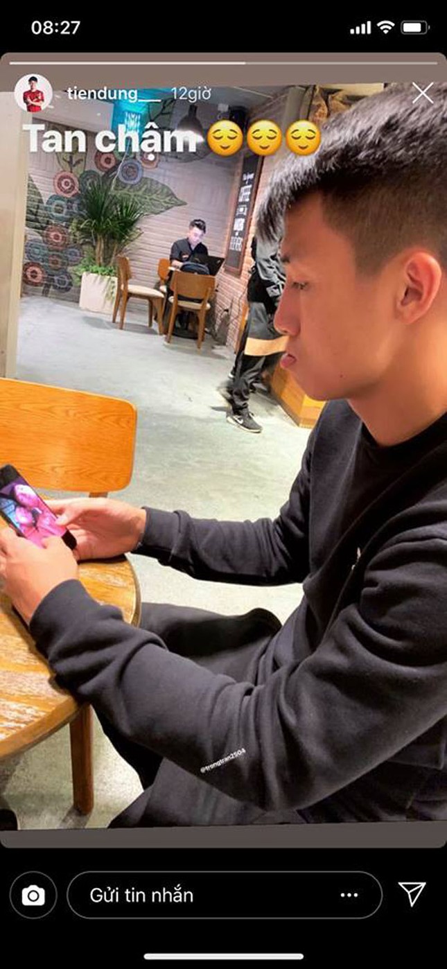 Bạn gái đăng ảnh "luôn có em bên cạnh" nhưng Tư Dũng lại nhớ thương Trọng thế này đây! ảnh 2