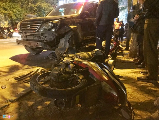 Nữ giáo viên trong vụ xe Lexus đâm liên hoàn: "Kinh khủng lắm" ảnh 4