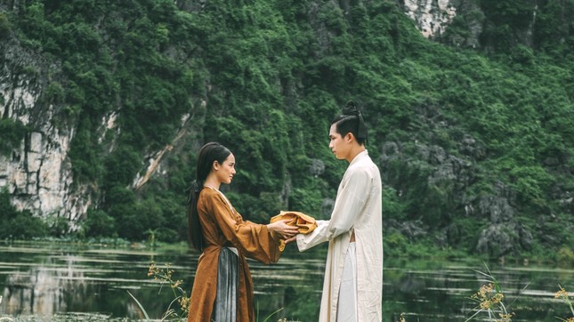 Hot boy Trần Quốc Anh xuất hiện cùng Nhã Phương và Trấn Thành trong trailer "Trạng Quỳnh" ảnh 6