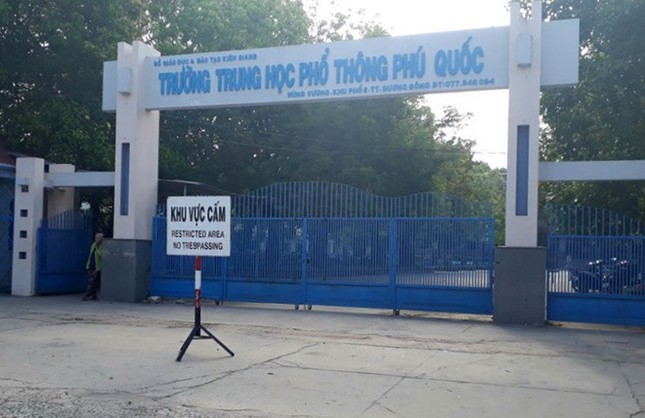 Lộ đề môn Toán, gần 500 học sinh lớp 11 ở Phú Quốc phải thi lại ảnh 1