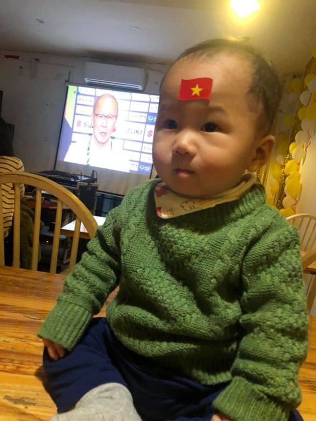 Lộ diện bản sao nhí của Văn Lâm và Đức Chinh khiến dân tình gật gù: Giống nhau quá! ảnh 7