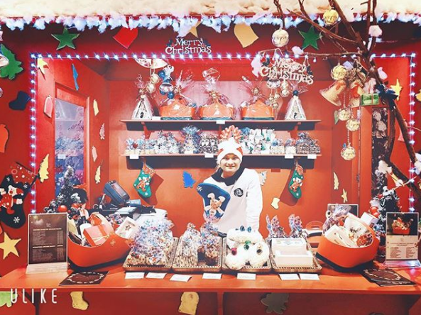 Các cầu thủ hóa thân thành ông già Noel: Đức Huy hiền bất ngờ, Duy Mạnh đẹp trai ngời ngời ảnh 6