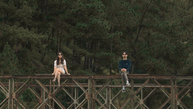 Mãi tận 4 tháng sau, Đen Vâu mới chịu ra mắt MV ca khúc hợp tác cùng JustaTee ảnh 3