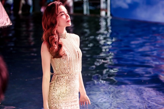Hồ Ngọc Hà hợp tác cùng nhạc sĩ Phạm Thanh Hà, mời đạo diễn người Úc thực hiện MV mới ảnh 3