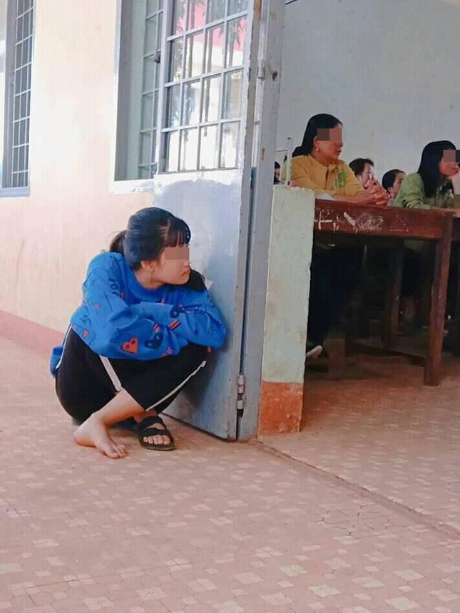 Cộng đồng mạng “dở khóc dở cười” với tấm bảng họp phụ huynh ghi nội dung hài hước ảnh 2