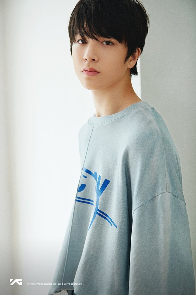 "YG Treasure Box": Fan bức xúc vì YG "trọng sắc khinh tài" ảnh 4