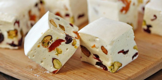 Cẩm nang cho teen ngày Tết: Ăn vặt gì để không tăng cân? ảnh 1