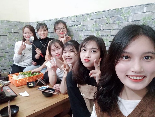 Tết gọi mãi không thấy ai đi họp lớp, do ăn ở hay lớp trưởng hô hào chưa đúng cách? ảnh 5