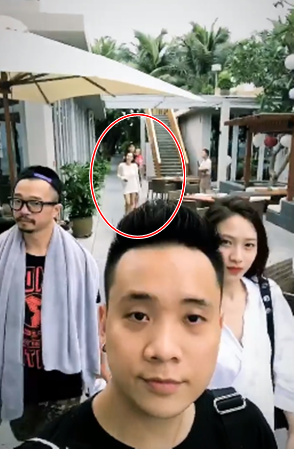 Không còn là tin đồn, Big Daddy công khai hình ảnh gia đình hạnh phúc bên Emily và hai con ảnh 1