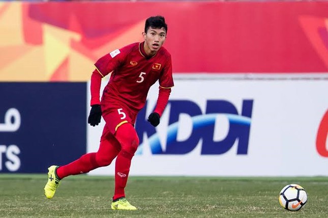 Rộ tin đồn Văn Hậu sẽ hội ngộ với Đặng Văn Lâm tại CLB Muangthong United ảnh 1