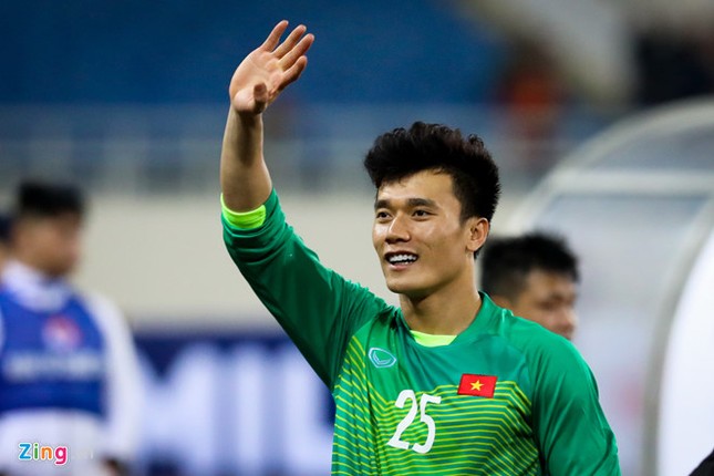 Asian Cup của Văn Lâm nhưng 2019 sẽ là sân khấu cho Bùi Tiến Dũng ảnh 1