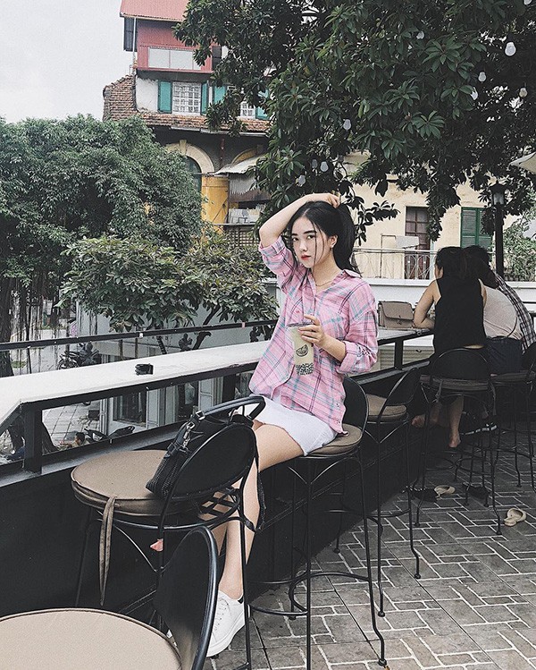 Hình ảnh người yêu Hà Đức Chinh khi về ra mắt gia đình bạn trai khác xa trên Facebook ảnh 3