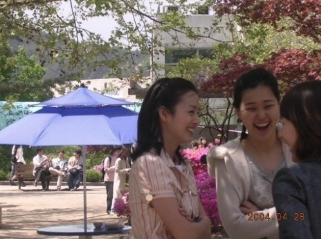 Kim Tae Hee chính là người giúp Hoa hậu Honey Lee gia nhập showbiz Hàn ảnh 2