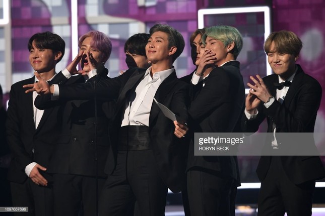 Bị hàng loạt ngôi sao "cạch mặt", liệu có phải BTC Grammy 2019 mời BTS để “câu rating”? ảnh 1