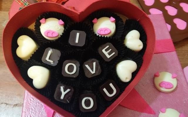 Nỗi đau Valentine: Khi bạn ế tới nỗi, ngay cả người bán hàng cũng có thể "cười vào mặt" bạn ảnh 2