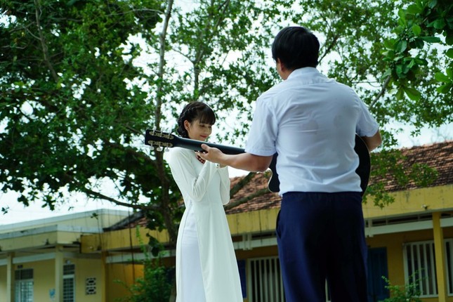 Ca khúc tuổi thơ "Xe đạp ơi" khiến khán giả bồi hồi khi được tái hiện trong phim "Vu Quy Đại Náo" ảnh 3
