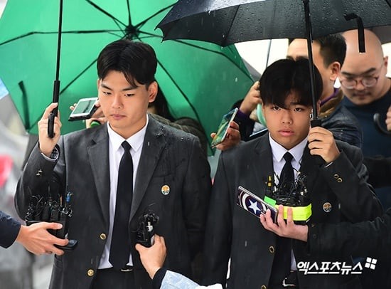 Lee Seok Cheol và Lee Seung Hyun (The East Light) kiện thành viên cùng nhóm tội phỉ báng ảnh 2