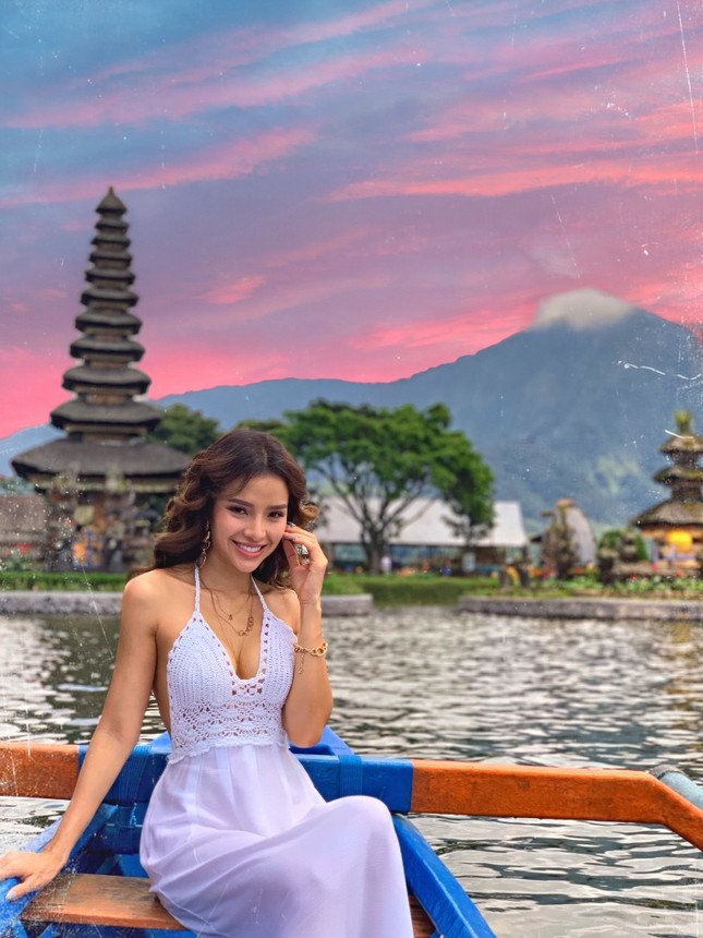 Ca sĩ Phương Trinh Jolie chia sẻ bí quyết du lịch đến hòn đảo Bali xinh đẹp trong 13 ngày ảnh 1