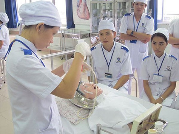 Tuyển sinh 2019: Thí sinh học lực giỏi mới được xét tuyển vào ngành sư phạm, y đa khoa ảnh 1