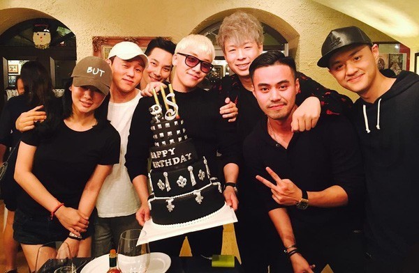 Thiếu gia Tân Hoàng Minh khóa Instagram giữa scandal của bạn thân Seung Ri ảnh 3