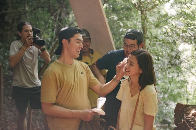 "Cười té ghế" với ảnh hậu trường cực nhắng nhít của "Friend Zone" ảnh 10
