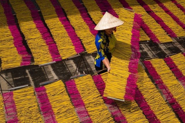 Tác phẩm của nhiếp ảnh gia người Việt lọt Top 12 bức đẹp nhất trên National Geographic ảnh 4