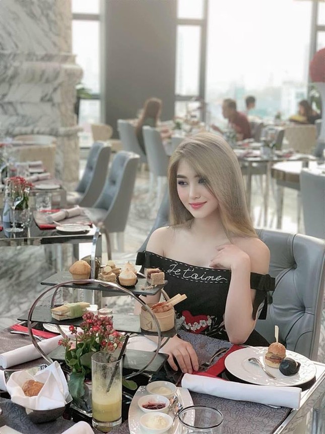 360 độ sao: Toki Thành Thỏ, Hương Tràm khoe tóc mới, Á hậu Thùy Dung công khai bạn trai ảnh 4