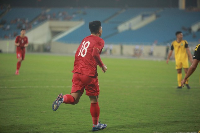 Vòng loại U23 châu Á, Chinh "đen" ghi bàn, Việt Nam thắng "áp đảo" Brunei với 6 bàn ảnh 8