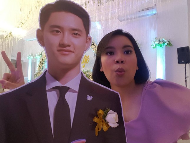 Nữ sinh "chơi trội" khi dự tiệc cùng hình ảnh của thành viên EXO ảnh 6