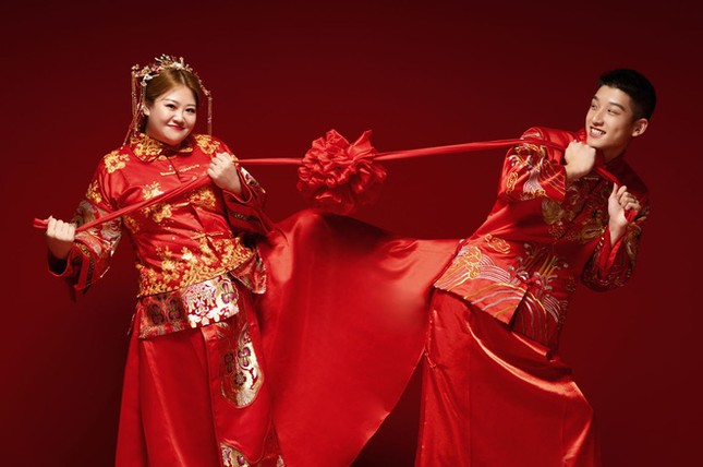 Ngôn tình có thật của cặp đũa lệch: "Mập lên rồi, em kẹt ở tim anh, không ra được nữa" ảnh 5