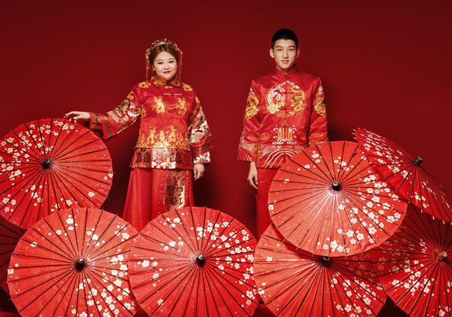 Ngôn tình có thật của cặp đũa lệch: "Mập lên rồi, em kẹt ở tim anh, không ra được nữa" ảnh 9