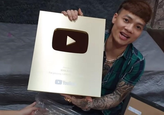Vì sao Khá Bảnh "hot" trên YouTube? ảnh 1