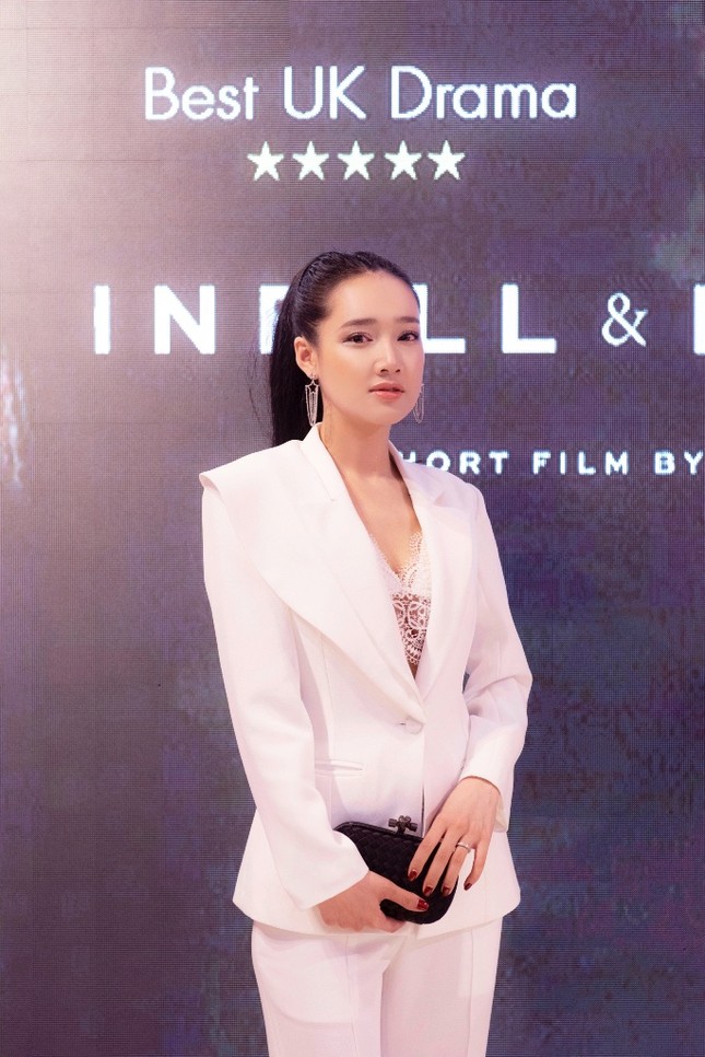 Nhã Phương nhận cú đúp giải thưởng tại "Liên hoan phim ngắn Oxford 2019" ảnh 2