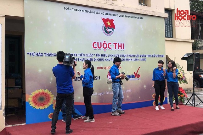 Các đơn vị Đoàn TNCS Hồ Chí Minh tham gia cuộc thi tìm hiểu về Đoàn và di chúc của Bác ảnh 1