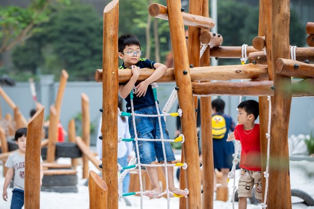 Tween thích thú tham gia ngày hội tuyển sinh ở ngôi trường xanh "mới toanh" tại Hà Nội ảnh 6