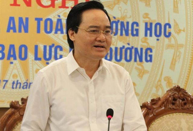 Bộ trưởng Phùng Xuân Nhạ: Giáo viên vi phạm đạo đức phải ra khỏi ngành, không được chuyển lớp khác ảnh 1