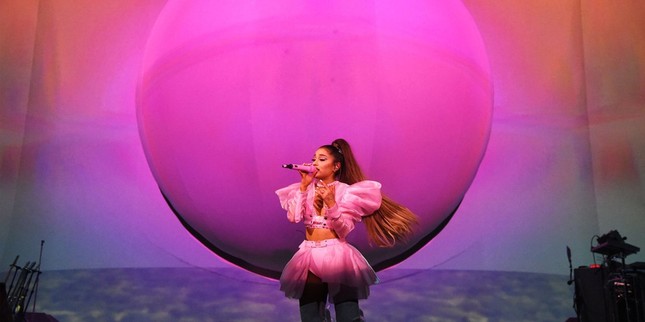 Taylor Swift, Ariana Grande, BTS... lọt TOP 100 người có ảnh hưởng lớn nhất thế giới ảnh 3