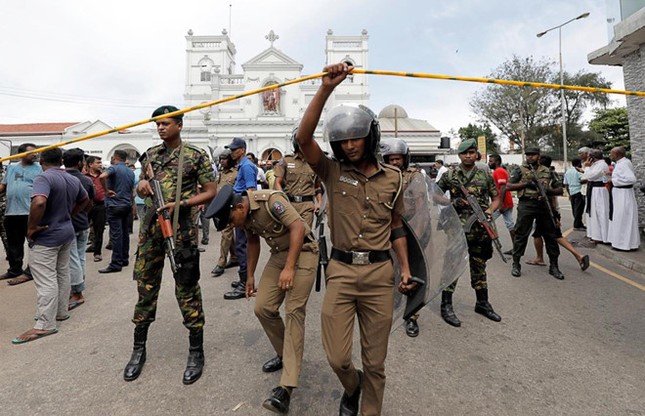 Đánh bom nhiều nhà thờ, khách sạn ở Sri Lanka, 189 người thiệt mạng ảnh 1