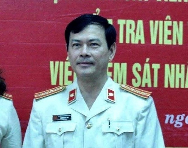 Cựu Viện phó VKS Nguyễn Hữu Linh bị khởi tố vì tội dâm ô với người dưới 16 tuổi ảnh 1