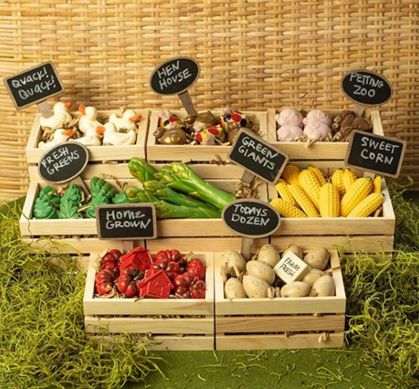 Quyến rũ, đầy mê hoặc với những sáng tạo từ... socola ảnh 1