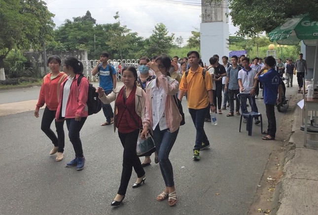 Sinh viên muốn giờ học cùng giờ các cơ quan hành chính ảnh 1