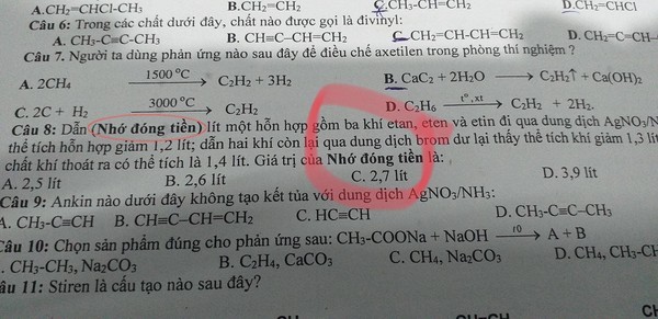 Thầy giáo lồng ghép thông điệp bất ngờ vào bài kiểm tra khiến nhiều học sinh "ngã ngửa" ảnh 2