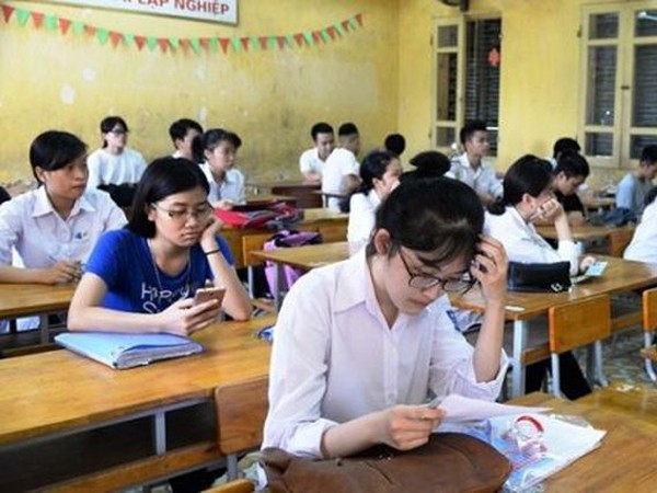 Thi THPT 2019: 2 điều khiến sĩ tử dễ bị “lạc đề” khi làm bài thi nghị luận văn học ảnh 1